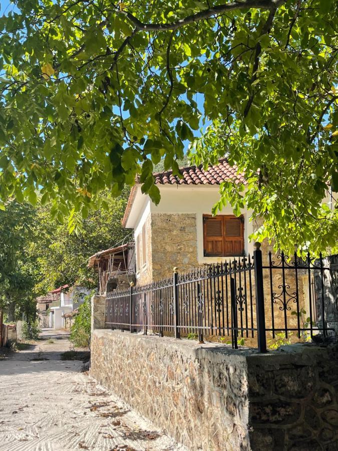 Stymfalia Cozy Village Guesthouse Karteri  Eksteriør billede